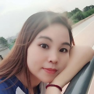 (´இ滴下一滴眼泪的眼睛