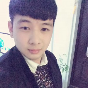 我叫彭小宇。