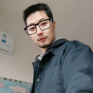 何志明