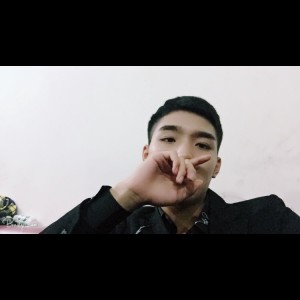 清晨。