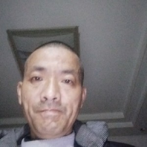 忧心的保温杯
