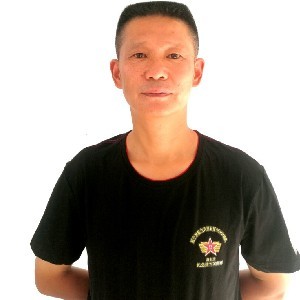 滚烫的唇引诱我