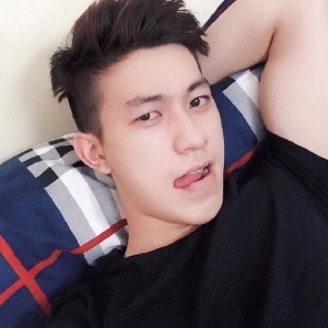 伶俐的路灯