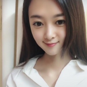 爱撒娇的荔枝