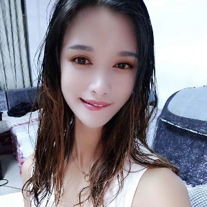 等待的保温杯