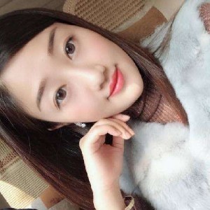 小米淡淡微笑