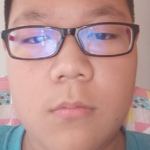 约穿裙子的姐姐