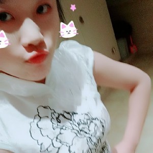 @来来来。。打我呀！打我y