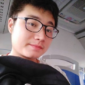 李何洋
