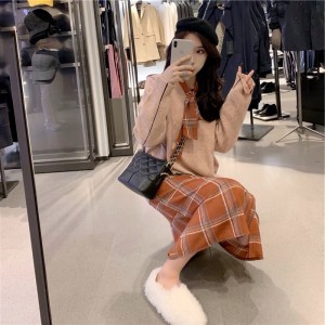 雨伞下的小仙女