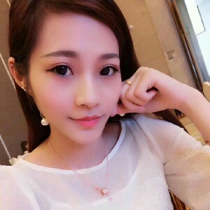 美女3
