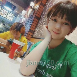 小花花@