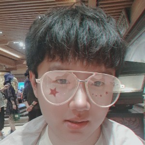 小男孩5252