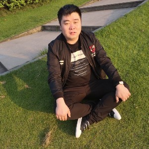 城市的夜很无聊