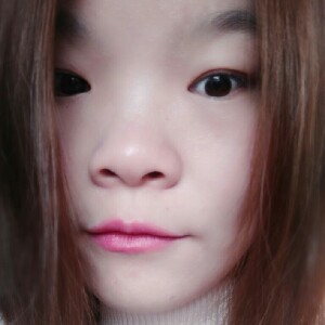 木兰花下