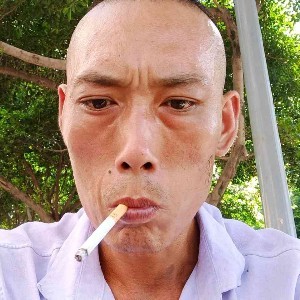 我是被爱伤过的