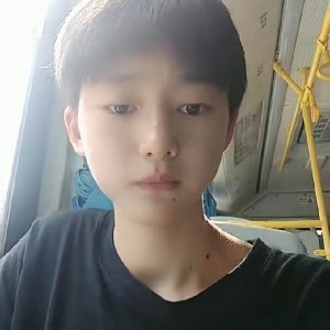 w的来
