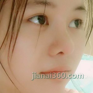 爱笑的女生