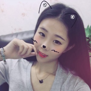 Joan。