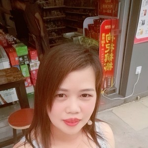 卢彩新