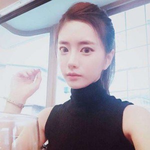 上官妮妮
