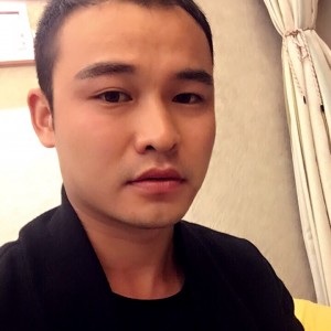 一笑黑黑