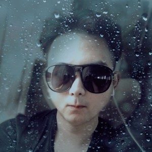 给你擦眼泪的人