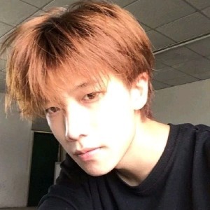 帅气阳光男孩