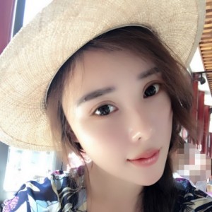 爱笑的人就是我