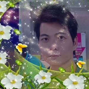 咖啡厅的微笑