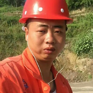 某某丶丶
