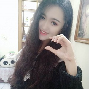 微笑掩饰所有