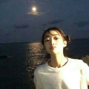 黑暗少女