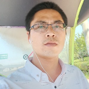 一个大叔