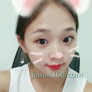 小碗哦