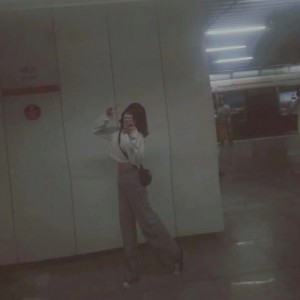 是七七呀