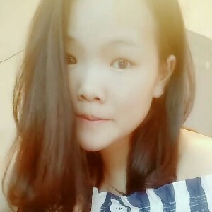 ︶￣青春、在望谁的悲伤。