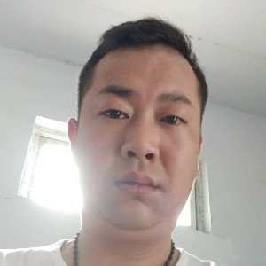 自觉的唇彩