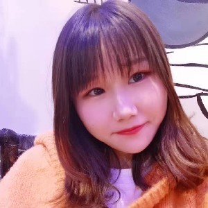 丫头朵朵