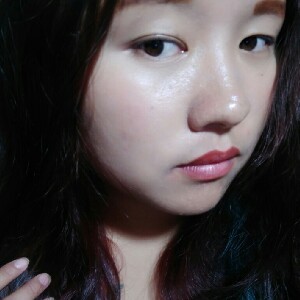 明亮的长颈鹿