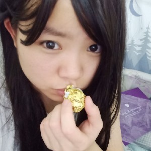 熊爱上了鱼