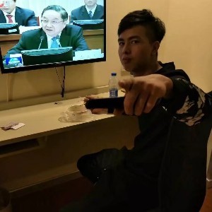 落叶为谁伤