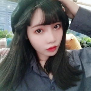 小nana哦