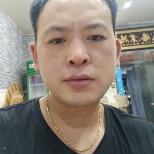 沉默的身影