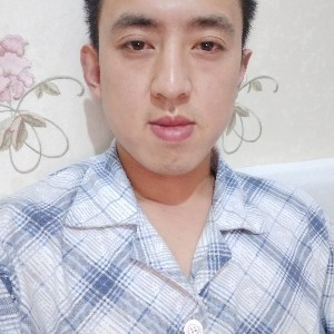 爱笑的鸵鸟