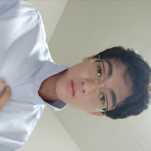 高高的超短裙