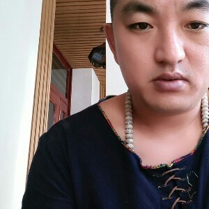 故意的墨镜
