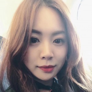      孤芳自赏