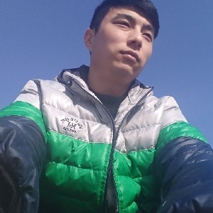  爱看星星好      