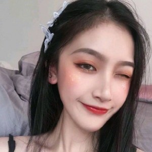 心动的瞬间是你